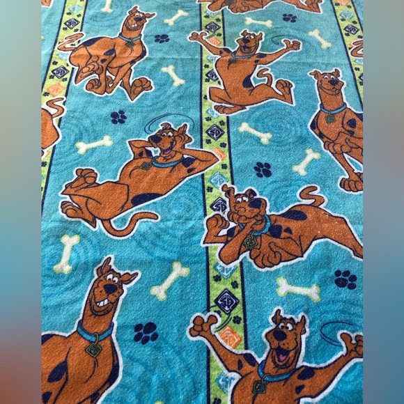 Vintage 1999 Scooby-Doo Blanket - Picture 3 of 5